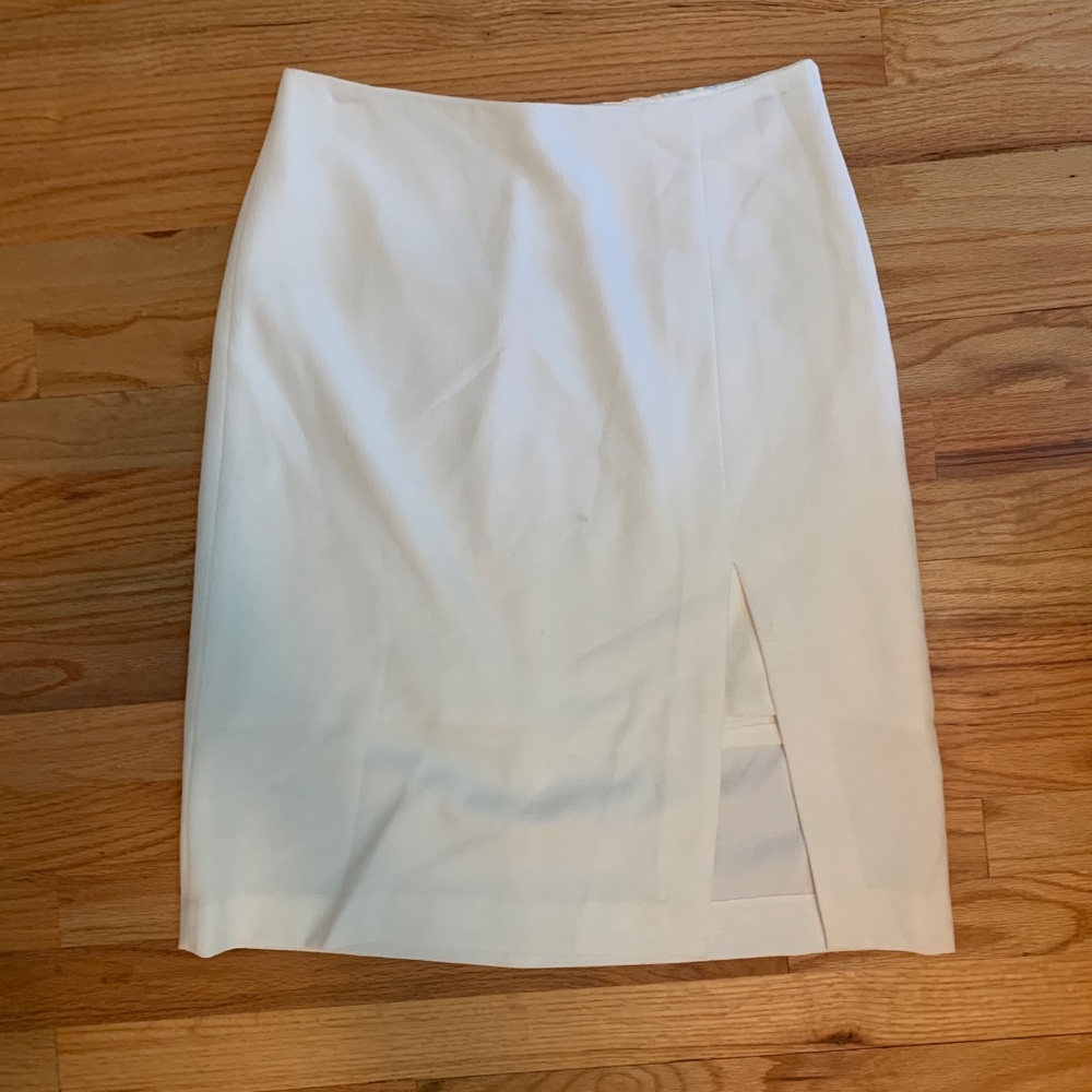 White pencil skirt